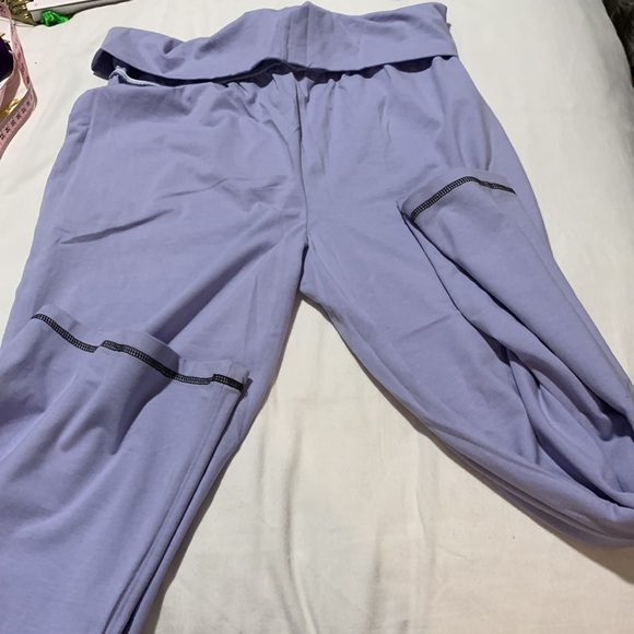 Basic Concepts Capri Pants - Picture 5 of 14